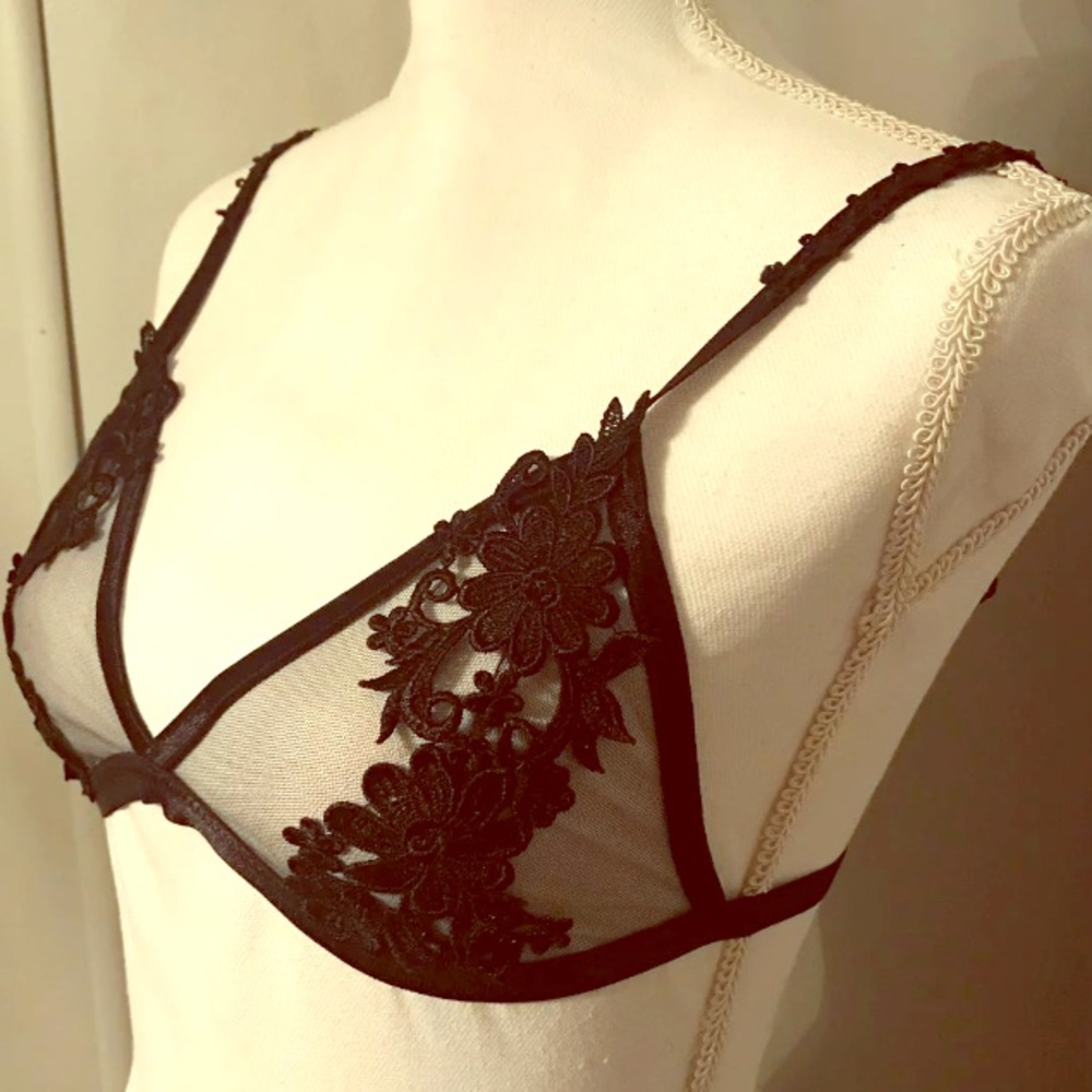 Black Bralette